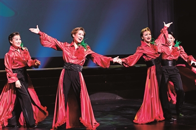 寶冢歌劇團(tuán)表演劇照