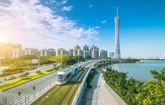 市人大代表建議關(guān)注教育、養(yǎng)老