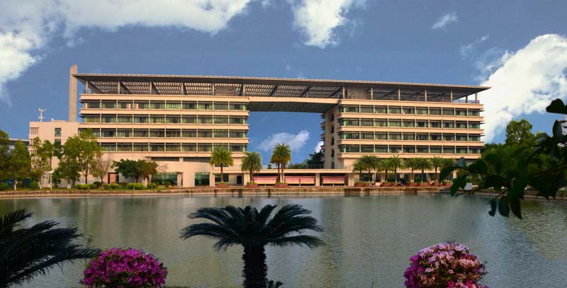 大學(xué)城校區(qū)