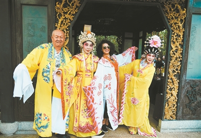 廣交會考察團走進越秀“蘭緣盛薈”