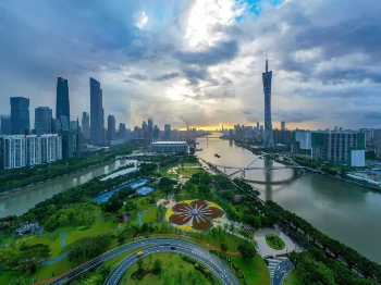 在粵全國(guó)人大代表奔赴北京 共繪高質(zhì)量發(fā)展藍(lán)圖