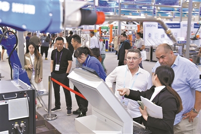 廣交會第一期4月19日閉幕 中國“智造”硬核實力吸引大批采購商到會