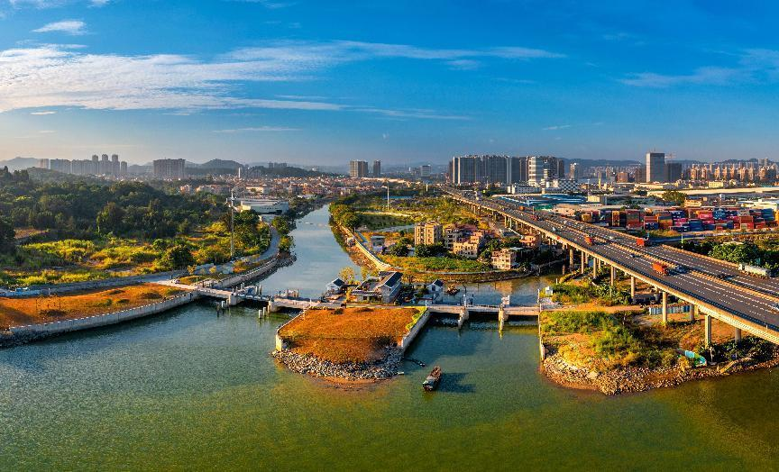 廣州開發(fā)區(qū)、黃埔區(qū)：1～5月全區(qū)新簽約優(yōu)質(zhì)項目170個，力爭全年完成新簽約項目400個